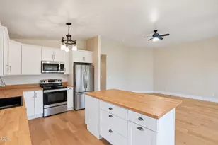 15333 NW Oneil Hwy, Redmond, OR 97756 - Photo 13