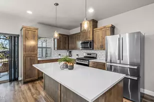 20251 Hardy Rd, Bend, OR 97703 - Photo 7