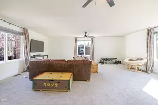 20605 Songbird Ln, Bend, OR 97702 - Photo 43