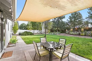 21195 Strawberry Mountain Ct, Bend, OR 97702 - Photo 37