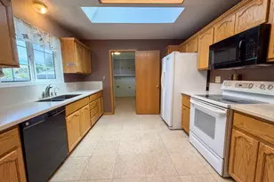 5807 Southgate Dr, Klamath Falls, OR 97603 - Photo 13