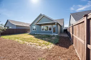 4270 SW 43rd St, Redmond, OR 97756 - Photo 35
