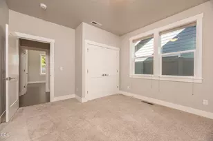 4270 SW 43rd St, Redmond, OR 97756 - Photo 23