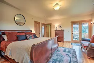 637 W Jefferson Ave, Sisters, OR 97759 - Photo 29