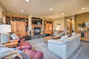 637 W Jefferson Ave, Sisters, OR 97759 - Photo 17
