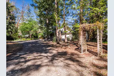 1946 Lampman Road, Gold Hill, OR 97525 - Photo 69