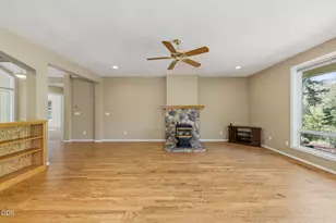 1946 Lampman Rd, Gold Hill, OR 97525 - Photo 11