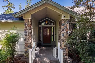 1946 Lampman Rd, Gold Hill, OR 97525 - Photo 3