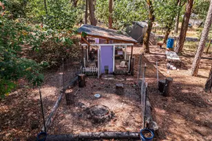 1946 Lampman Rd, Gold Hill, OR 97525 - Photo 45