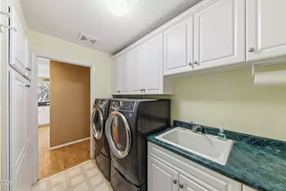 1946 Lampman Road, Gold Hill, OR 97525 - Photo 29