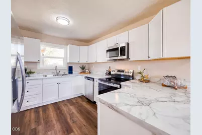 313 Martin Street, Klamath Falls, OR 97601 - Photo 5