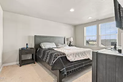 1760 Carrera Circle, Medford, OR 97504 - Photo 7