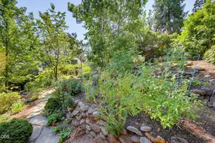 401 Taylor St, Ashland, OR 97520 - Photo 29