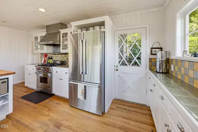 401 Taylor Street, Ashland, OR 97520 - Photo 5