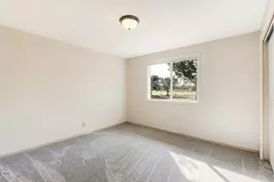 64160 Pioneer Loop, Bend, OR 97701 - Photo 19