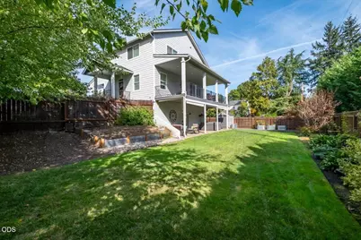 116 NE 13th Avenue, Albany, OR 97321 - Photo 3