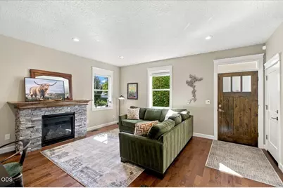 116 NE 13th Avenue, Albany, OR 97321 - Photo 7