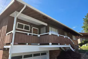 520 Hillside Ave, Klamath Falls, OR 97601 - Photo 3