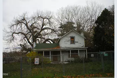 380 Clay Street, Ashland, OR 97520 - Photo 1