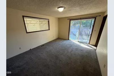 3889 Rio Vista Way, Klamath Falls, OR 97603 - Photo 5