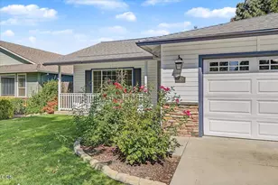 948 Parkdale Ave, Medford, OR 97501 - Photo 3