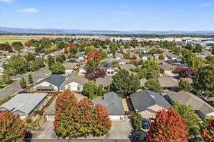 948 Parkdale Ave, Medford, OR 97501 - Photo 49