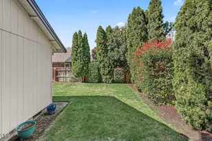 948 Parkdale Ave, Medford, OR 97501 - Photo 39