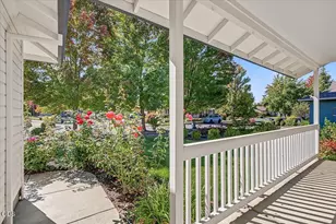 948 Parkdale Ave, Medford, OR 97501 - Photo 5
