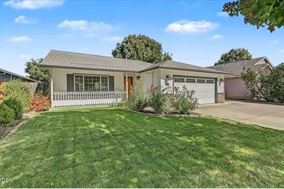 948 Parkdale Avenue, Medford, OR 97501 - Photo 1