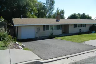 10107 Wright Ave, Klamath Falls, OR 97603 - Photo 1