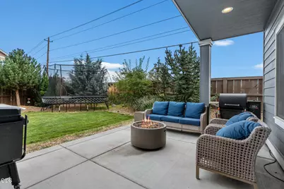 3543 NE Crystal Springs Drive, Bend, OR 97701 - Photo 19