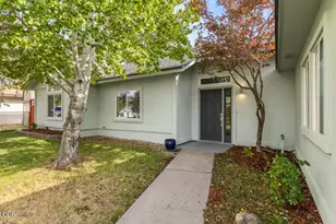 2038 California Ave, Klamath Falls, OR 97601 - Photo 3