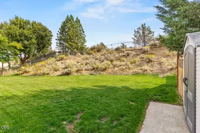 2038 California Avenue, Klamath Falls, OR 97601 - Photo 35