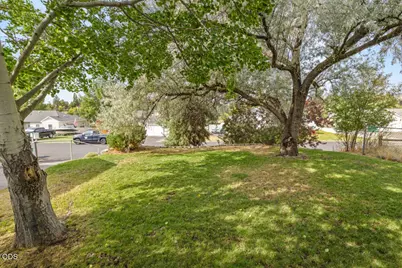 2038 California Avenue, Klamath Falls, OR 97601 - Photo 47