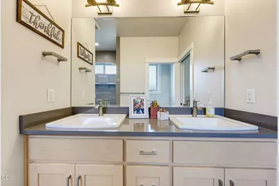 3977 Wyoming Lane, Medford, OR 97504 - Photo 17