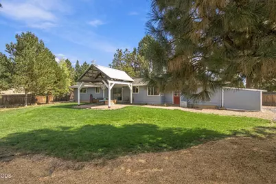 61563 Newberry Drive, Bend, OR 97702 - Photo 35