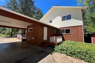 2300 Thompson Creek Rd, Selma, OR 97538 - Photo 3