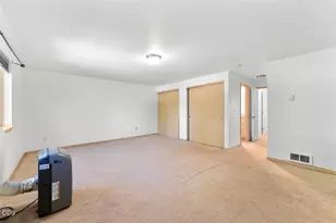 719 Newtown St, Medford, OR 97501 - Photo 19