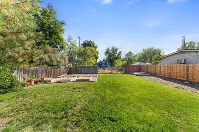 719 Newtown Street, Medford, OR 97501 - Photo 7