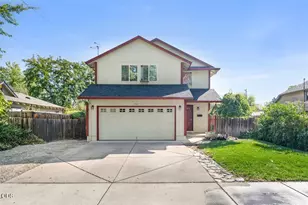 719 Newtown St, Medford, OR 97501 - Photo 1