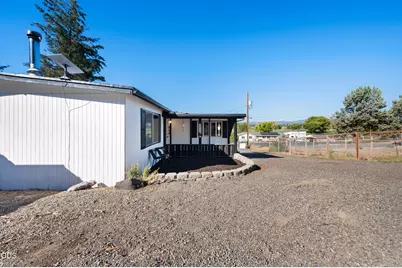 996 SW Crestview Road, Prineville, OR 97754 - Photo 3