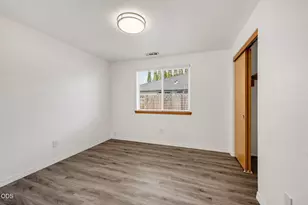 2086 Terrel Dr, Medford, OR 97501 - Photo 23