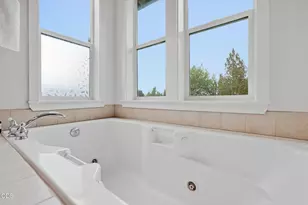 3016 NW Craftsman Dr, Bend, OR 97703 - Photo 29