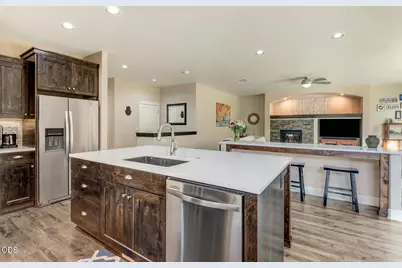 63177 NE Meridian Place, Bend, OR 97701 - Photo 3