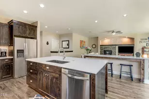 63177 NE Meridian Pl, Bend, OR 97701 - Photo 3