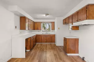 947 Dakota Ave, Medford, OR 97501 - Photo 7