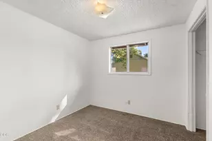 947 Dakota Ave, Medford, OR 97501 - Photo 11