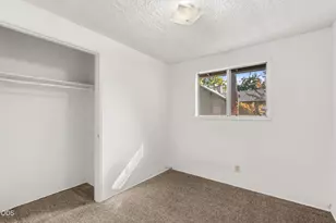 947 Dakota Ave, Medford, OR 97501 - Photo 13
