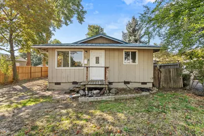 947 Dakota Avenue, Medford, OR 97501 - Photo 17