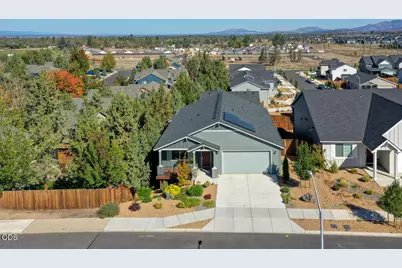 4093 SW Reindeer Avenue, Redmond, OR 97756 - Photo 3